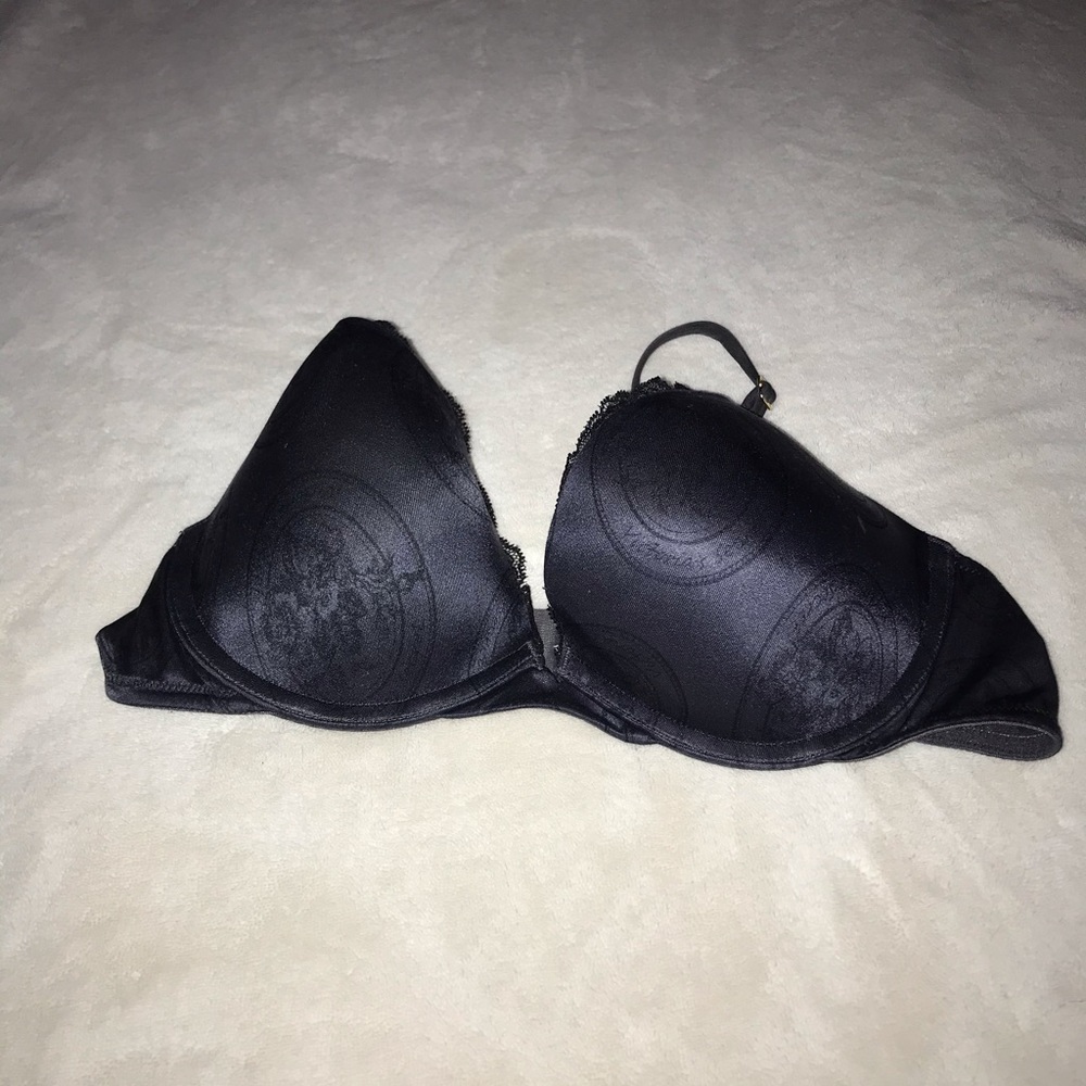 Victoria’s Secret push-up bra